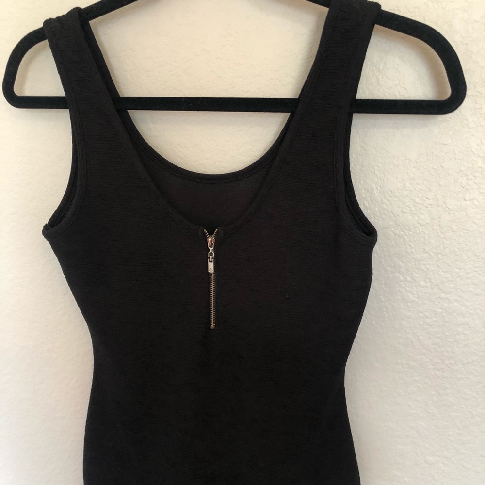 Clothes - Picture 2 of 3